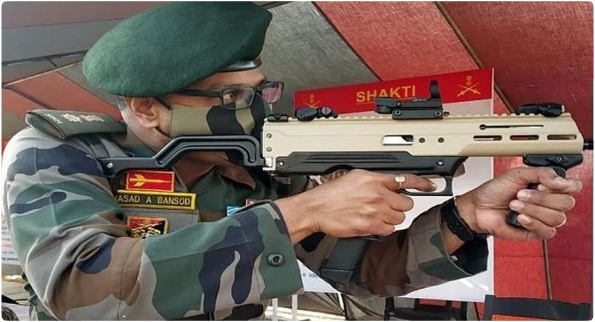 DRDO और इंडियन आर्मी ने मिलकर बनाई भारत की पहली स्वदेशी 9-mm मशीन पिस्टल 'अस्मि'