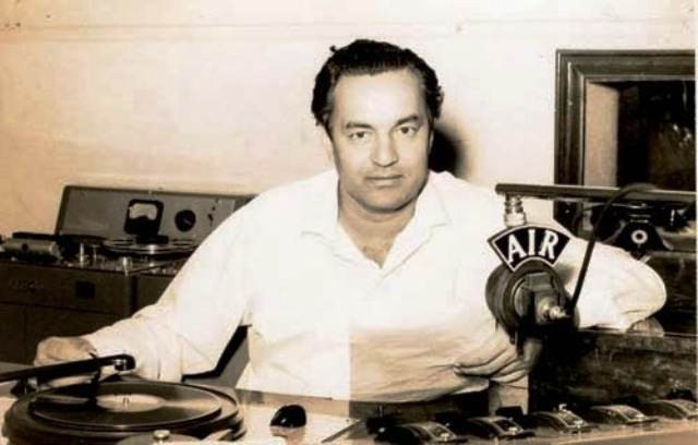 singer mukesh