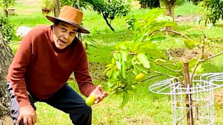 लोनावला के फार्महाउस में इन दिनों अपना जीवन बीता रहे धर्मेंद्र, करोड़ों के इस आलीशान घर की देखिये तस्वीरें 