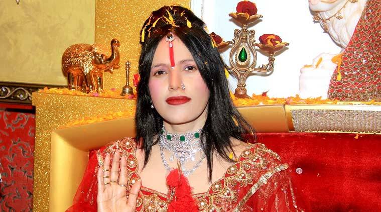 देश के विवादित बाबाओं में आशाराम बापू से लेकर शामिल है राधे माँ, किसी के 4 बच्चे है तो किसी के 3