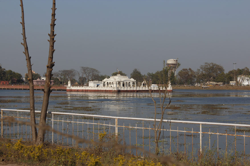 Water Temple in Pavapuri