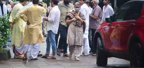 siddharth shukla's mother rita shukla
