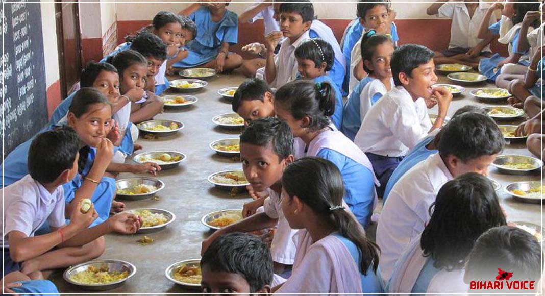 बिहार: प्रारंभिक विद्यालयों के बच्चों को मिड-डे-मिल से पहले मिलेगा नाश्ता, बाहर से पैक्ड फूड पोषक तत्वों से होगा भरपूर
