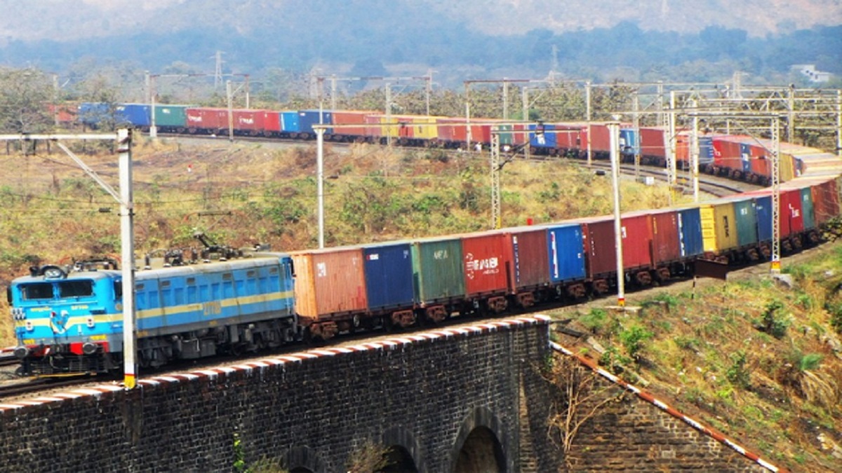 First 'cloth parcel' train run from Surat to Bihar