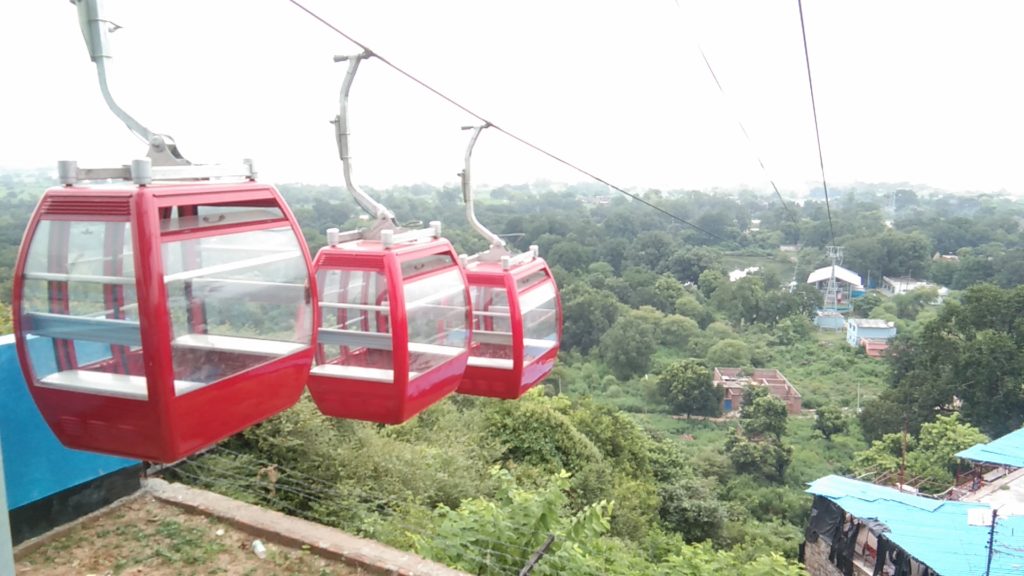 बौंसी के मंदार में देश-विदेश से भ्रमण को आने वाले सैलानी अब जल्द ही रोपवे का भी आनंद ले सकेंगे