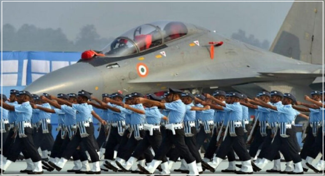 भारतीय वायु सेना में निकली है बंपर वैकेंसी, 10वीं, 12वीं और स्नातक पास ऐसे कर सकते हैं आवेदन