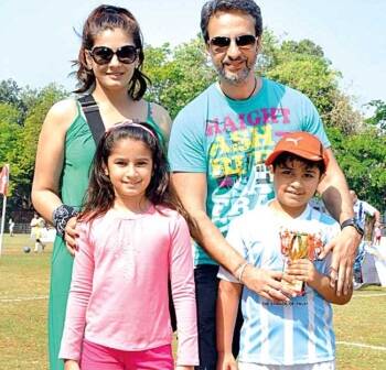 raveena tandon family