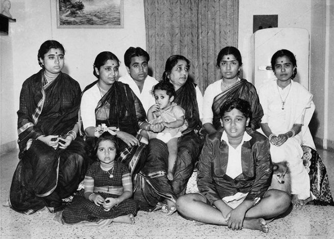 Lata Mangeshkar Family