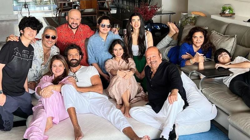 Hrithik Roshan Family