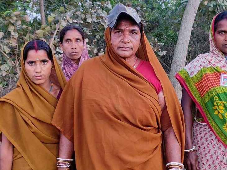Bihar Tree Women Chinta Devi