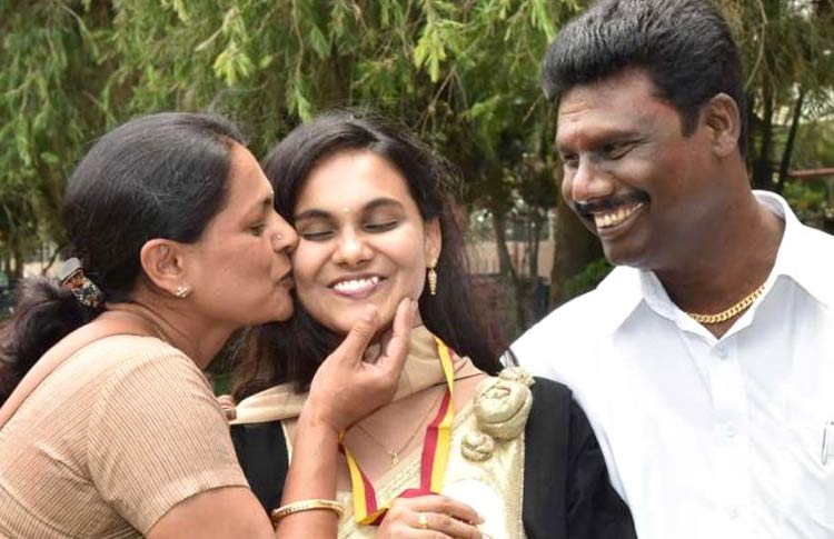 IIT Gold Medalist Blind Girl Vidhya Y 