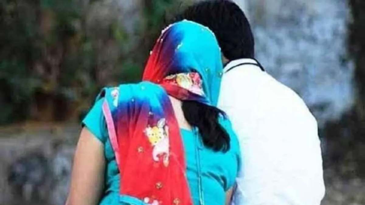 Bihar Lady Sarpanch Elopes With Her Lover