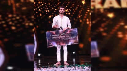Hunarbaaz Winner Aakash Singh