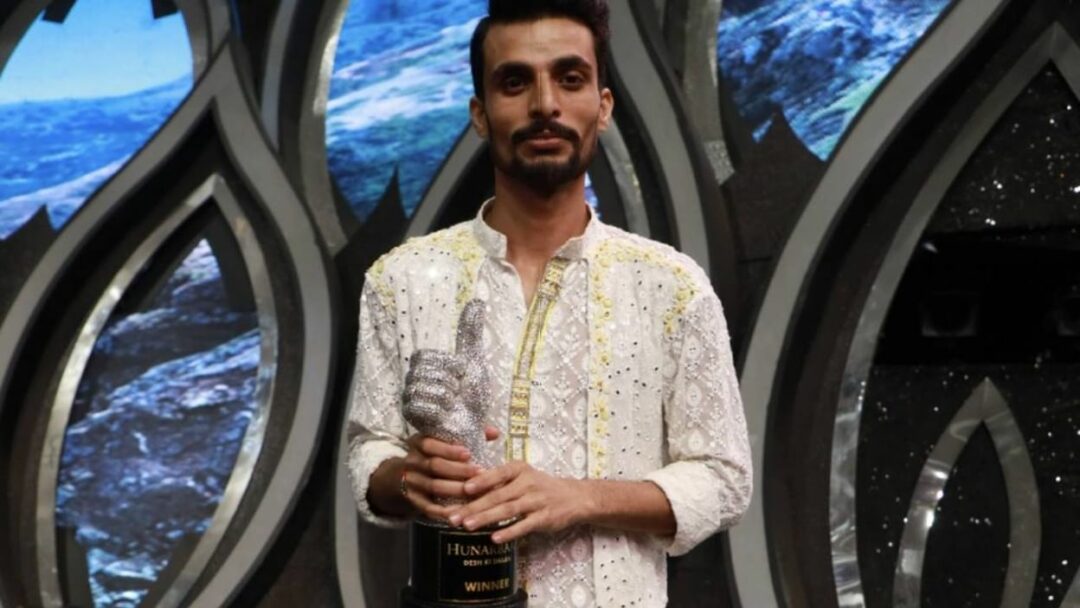 Hunarbaaz Winner Aakash Singh
