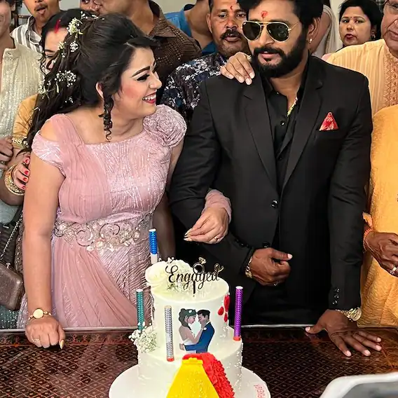 Nidhi Jha-Yash Kumar