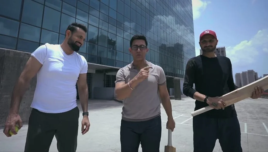Aamir Khan, Harbhajan And Irfan Khan
