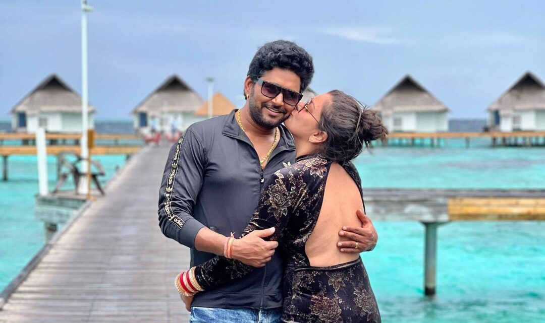 Nidhi Jha And Yash Kumar