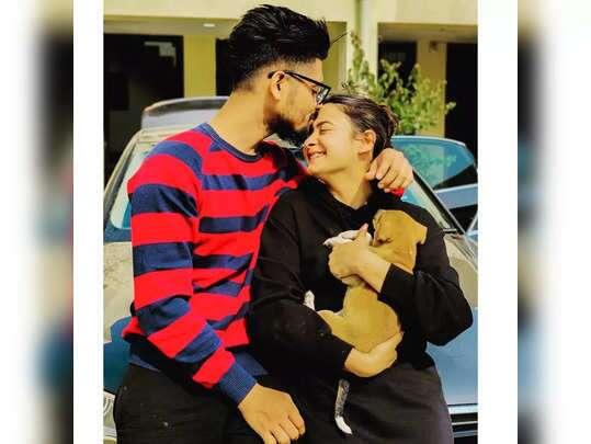 Pallavi Dey Suicide
