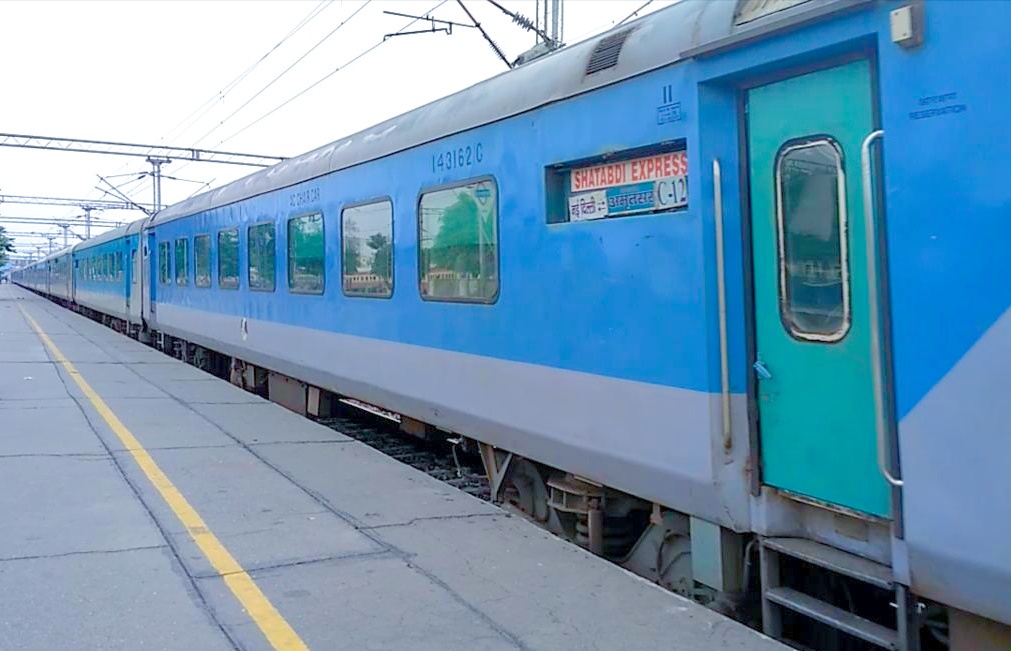 Shatabdi and Intercity trains Replace By Vande Bharat