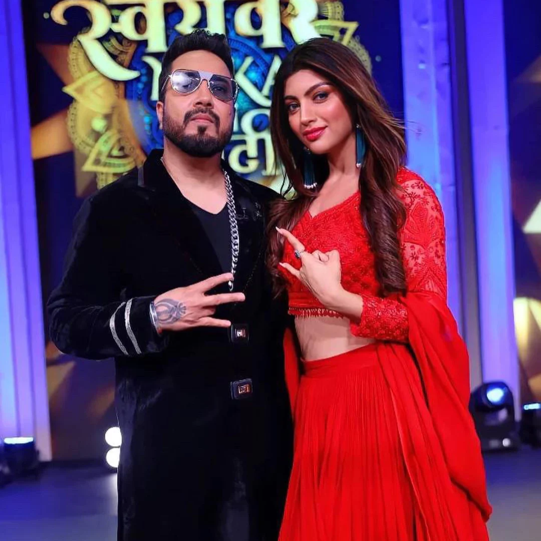 Akanksha Puri And Mika Singh