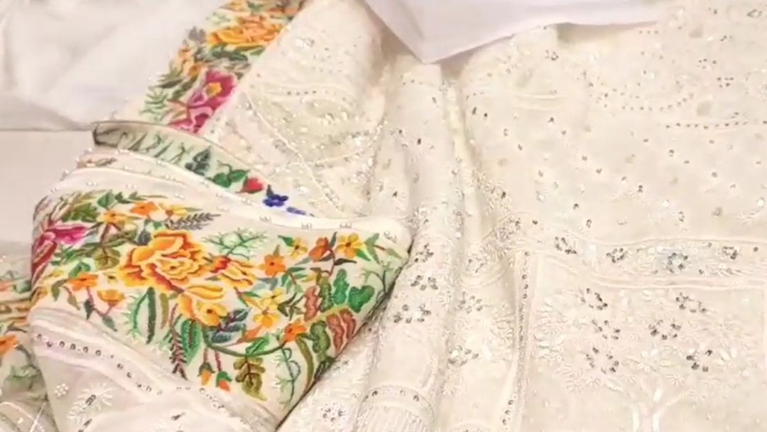 chikankari saree