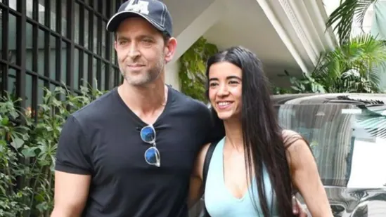 Hrithik Roshan And Saba Azad4