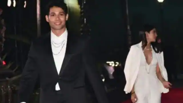 Navya Naveli And Siddhant Chaturvedi