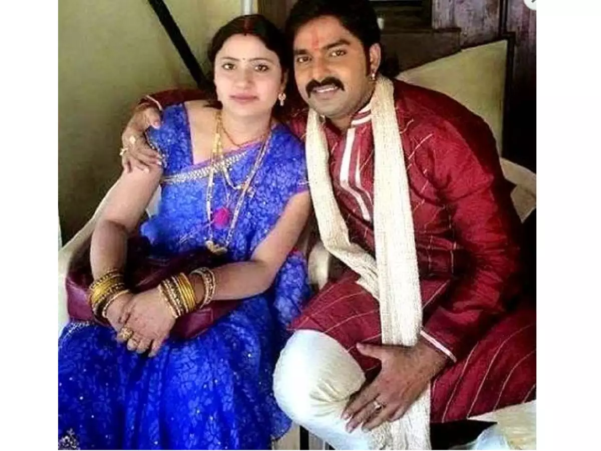 Pawan Singh First Wife Priya