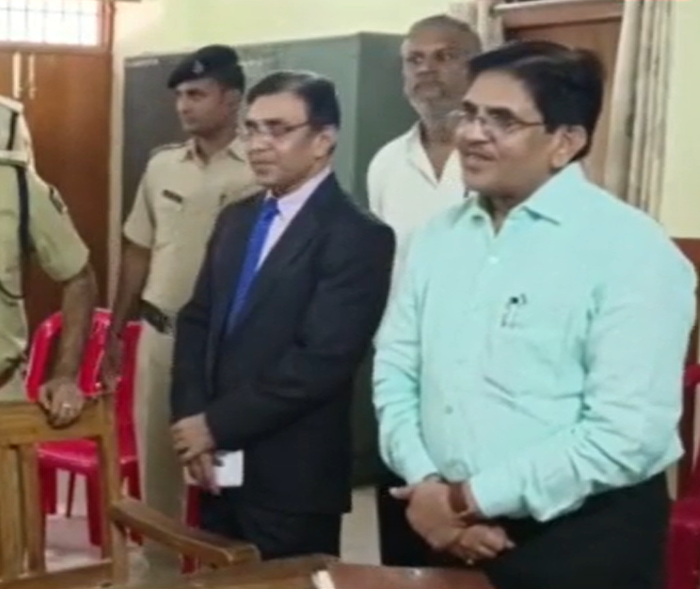 जज  राकेश सिंह