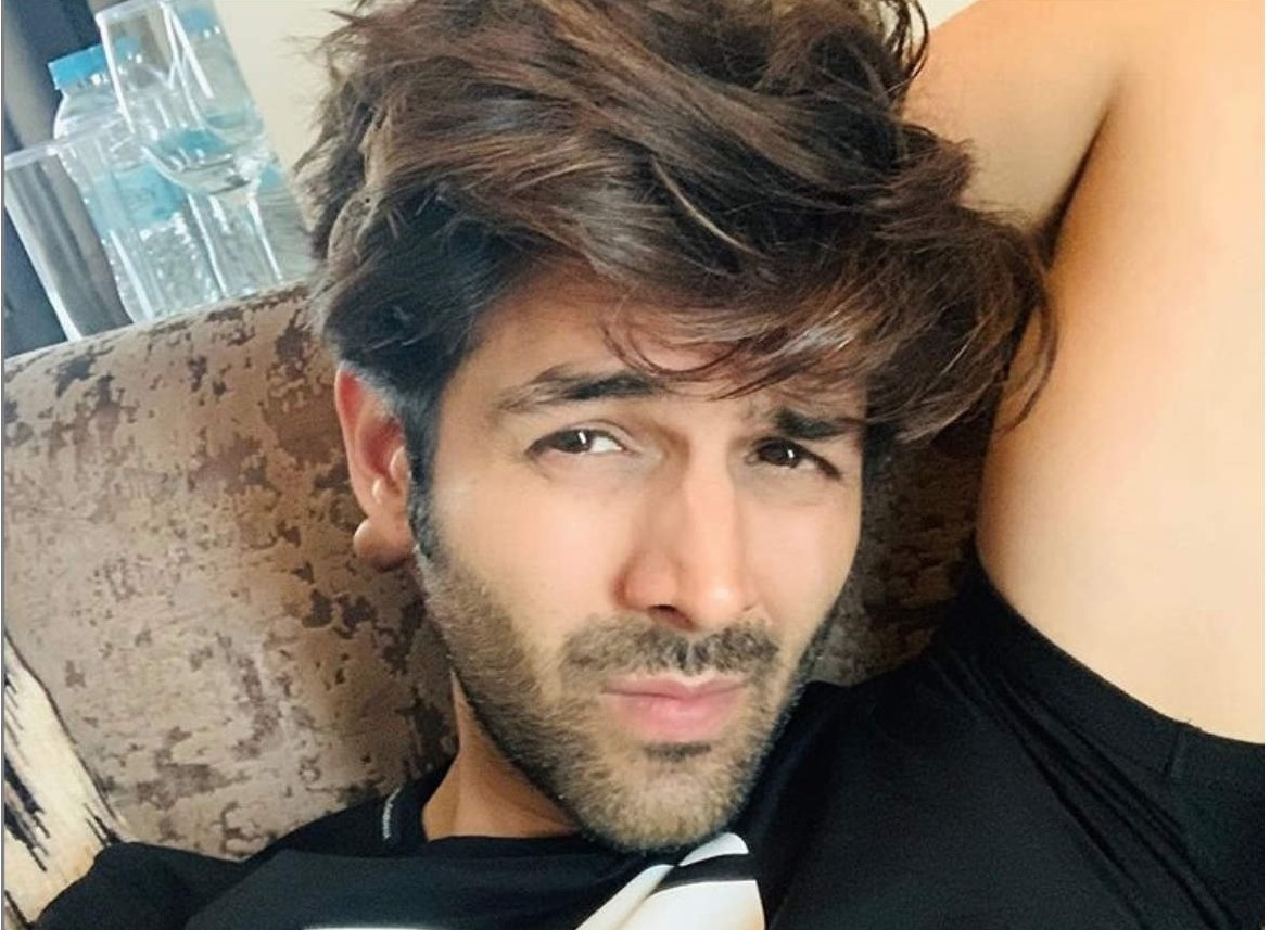 Kartik Aaryan Family