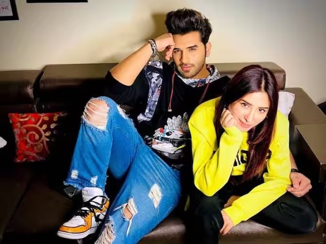 Mahira Sharma And Paras Chabra