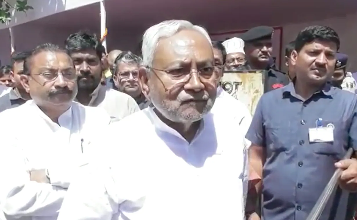 Nitish Government Sent Notice To PMAY Beneficiaries