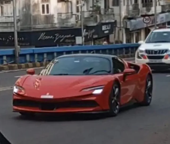 Ferrari SF90