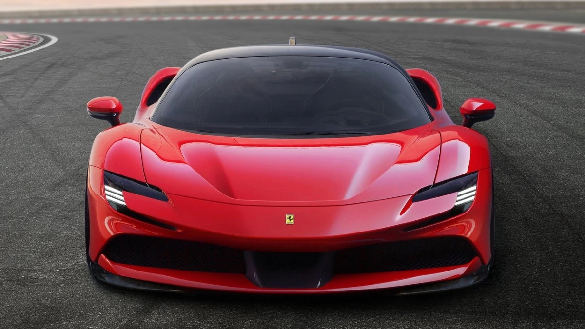 Ferrari SF90
