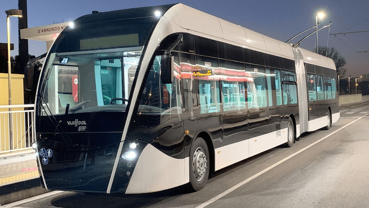 electric bus on electric highway