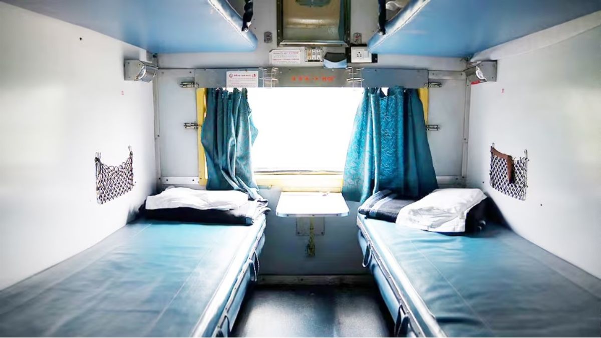 How to book lower berth in irctc